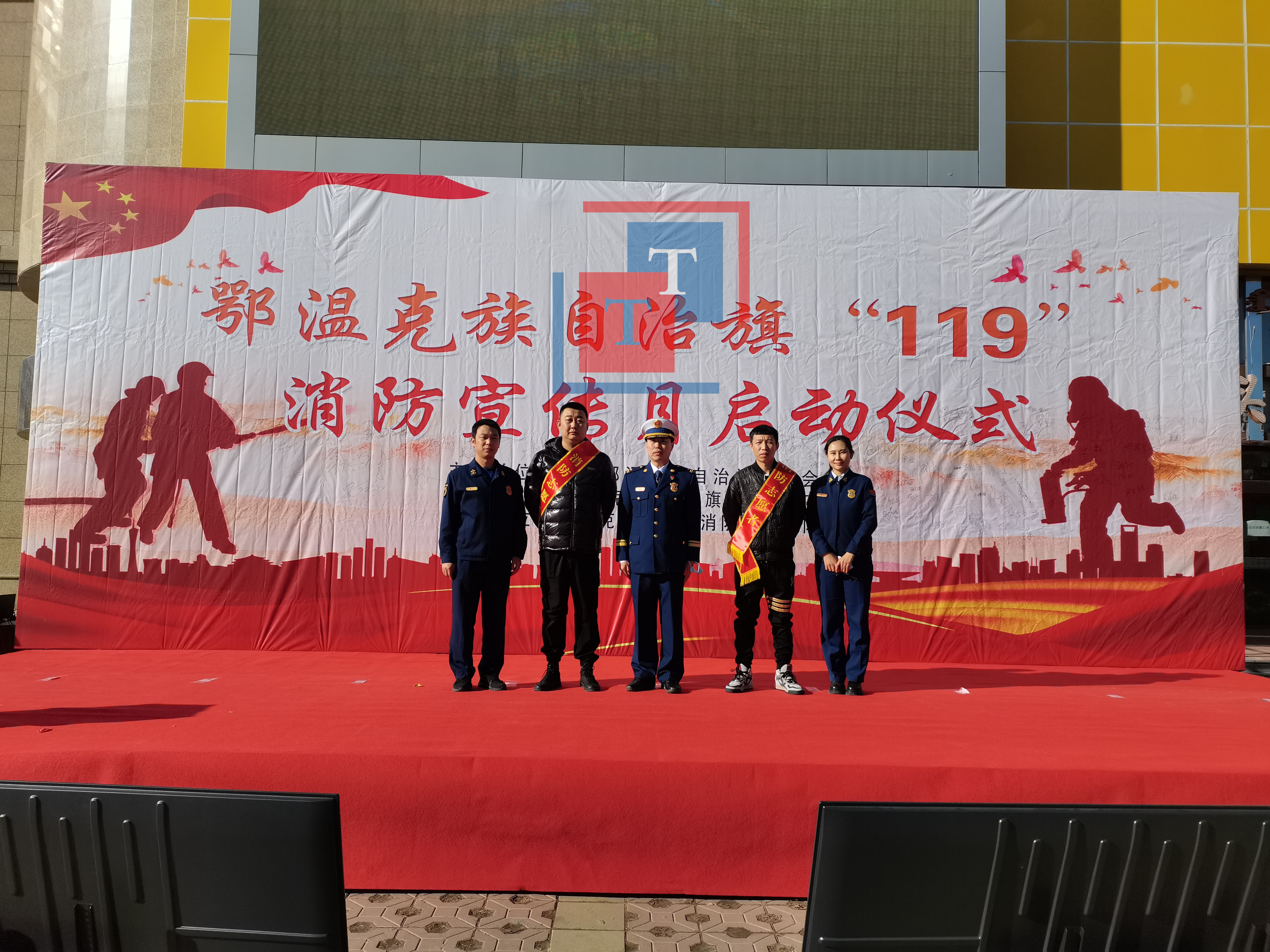f6fea513ad5934dd00c556ddb4a730e.jpg